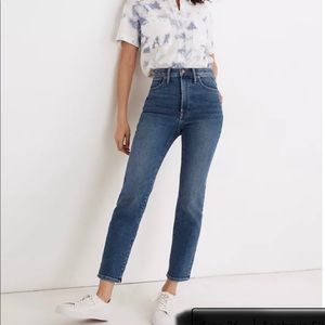Madewell cropped high rise stretchy denim. Size 23/24